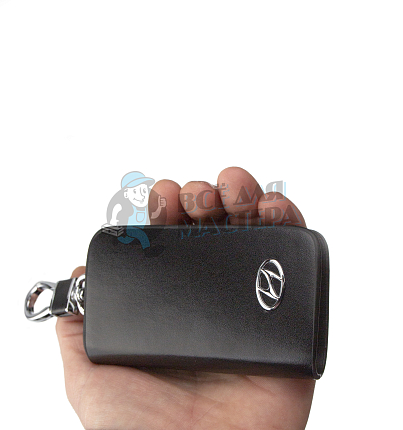 Ключница с карабином HYUNDAI