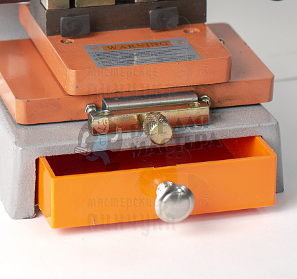 Станок Wenhai 339C Вертикальный для изготовления ключей