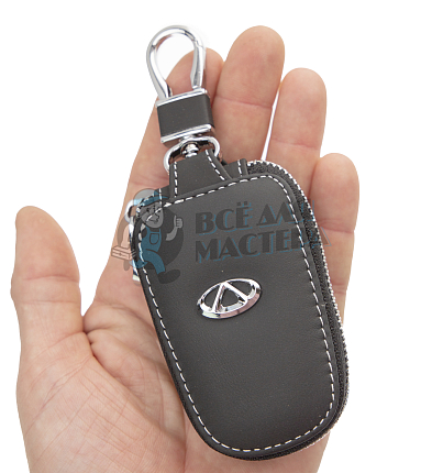 Ключница с карабином CHERY