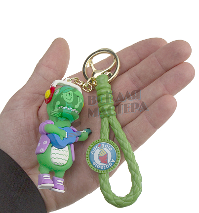 Брелок для ключей "Дино с гитарой" цв.зеленый + карабин