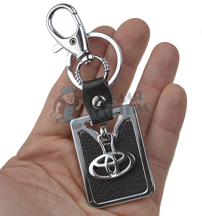Авто карабин с кольцом для ключей TOYOTA