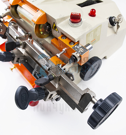 Станок 100Е1 для изготовления ключей WENXING