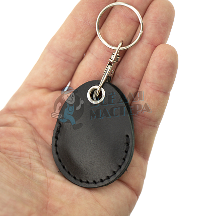 Чехол брелок «Капелька» с карабином, цв.черный 
