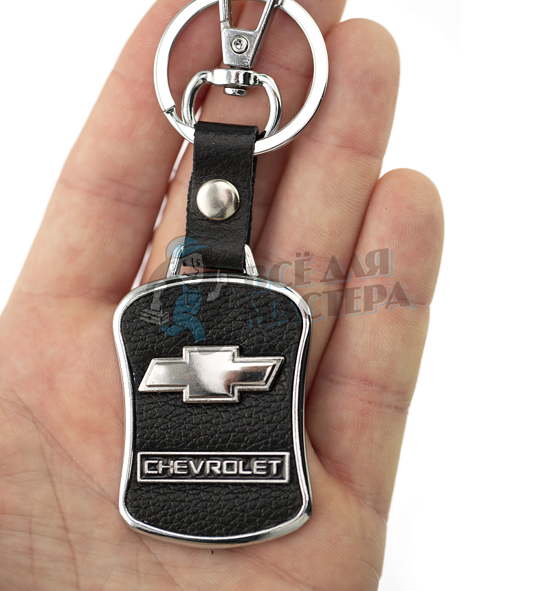 Авто карабин с кольцом для ключей CHEVROLET Экокожа (рифленая)