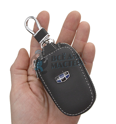 Ключница с карабином GEELY
