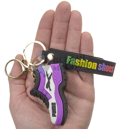 Брелок для ключей "PUMA ботинок" цв.фиолетовый + карабин