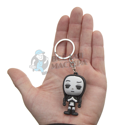 Брелок для ключей "Уэнздэй Аддамс" 